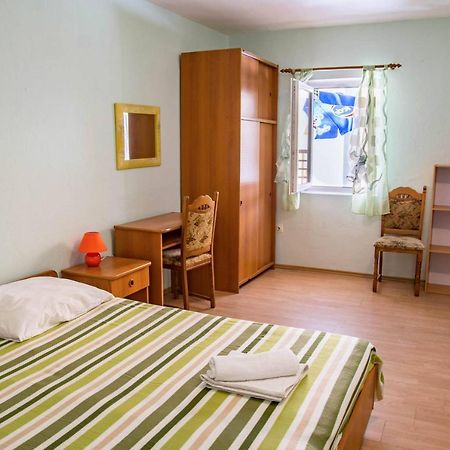 Bed And Breakfast Taverna Miskovic 파그 외부 사진